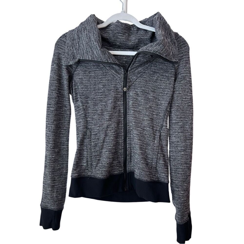 Lululemon Be Present Jacket Size 6 - Picture 2 of 7
